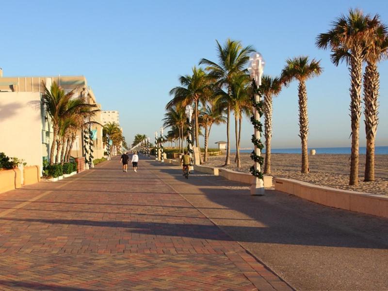 Downtown Hollywood Holiday Retreat Dania Beach Daire Dış mekan fotoğraf